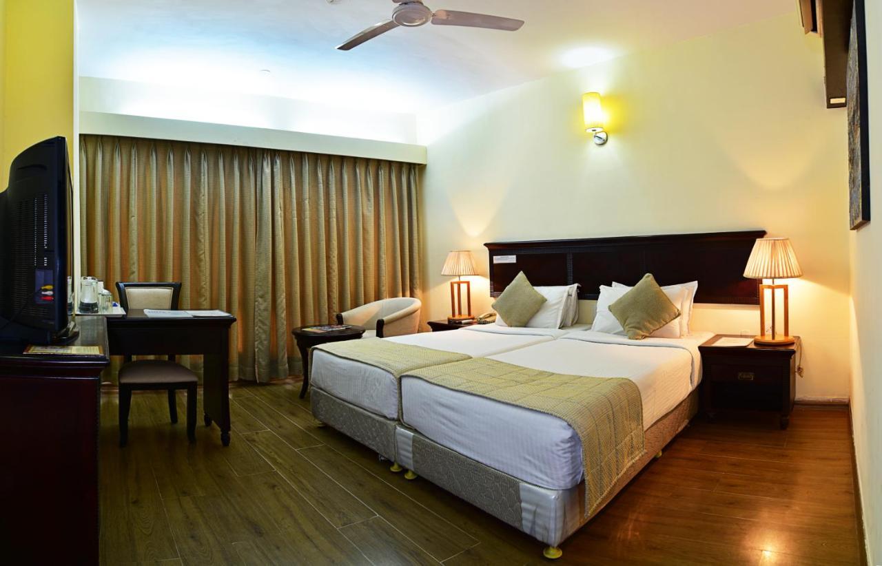 Inventree Hotels & Resort Hinjawadi Exterior photo