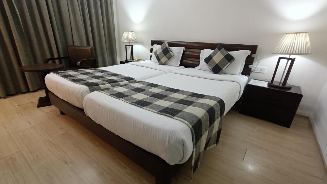 Inventree Hotels & Resort Hinjawadi Exterior photo