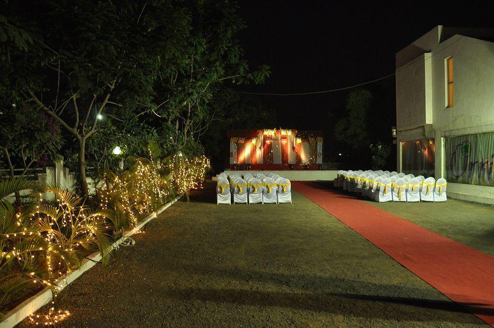 Inventree Hotels & Resort Hinjawadi Exterior photo