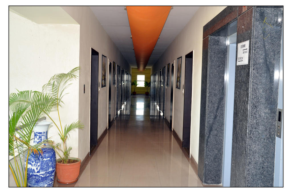 Inventree Hotels & Resort Hinjawadi Exterior photo